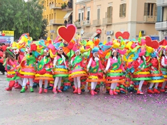 Sfilata carri e gruppi 2010. Foto 088