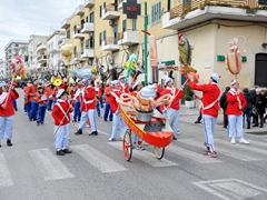 Sfilata carri allegorici, gruppi e meraviglie 2012. Foto 007