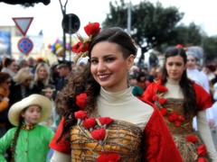 Sfilata Carri allegorici, Gruppi e Meraviglie 2016. Foto 011