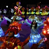 Carnevale di Manfredonia - Parata serale carri e Gruppi 2017. Foto 045