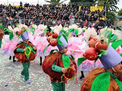 Sfilata carri allegorici, gruppi e meraviglie 2012. Foto 160