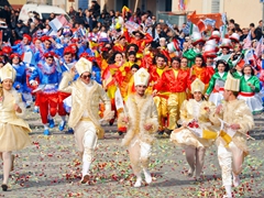 Sfilata carri allegorici, gruppi e meraviglie 2012. Foto 290