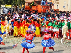 Sfilata carri allegorici, gruppi e meraviglie 2012. Foto 305