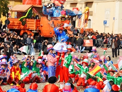 Sfilata carri allegorici, gruppi e meraviglie 2012. Foto 308