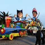 Carnevale di Manfredonia - Parata serale carri e Gruppi 2017. Foto 001