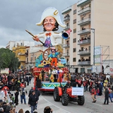 Carnevale di Manfredonia 2018, sfilata carri e gruppi. Foto 110
