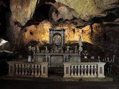 Cagnano grotta San Michele