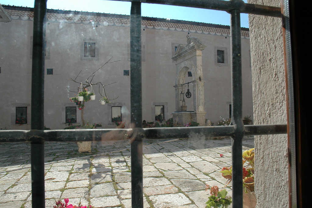 chiostro convento san matteo
