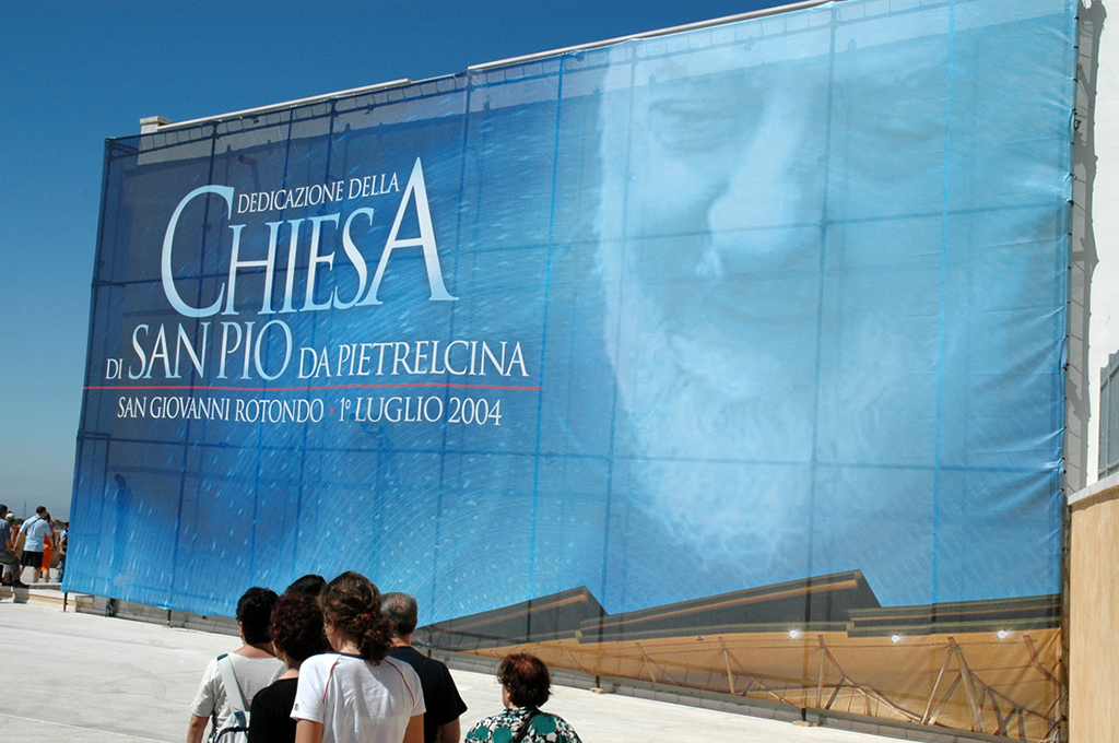 Manifesto inaugurazione Chiesa di San Pio