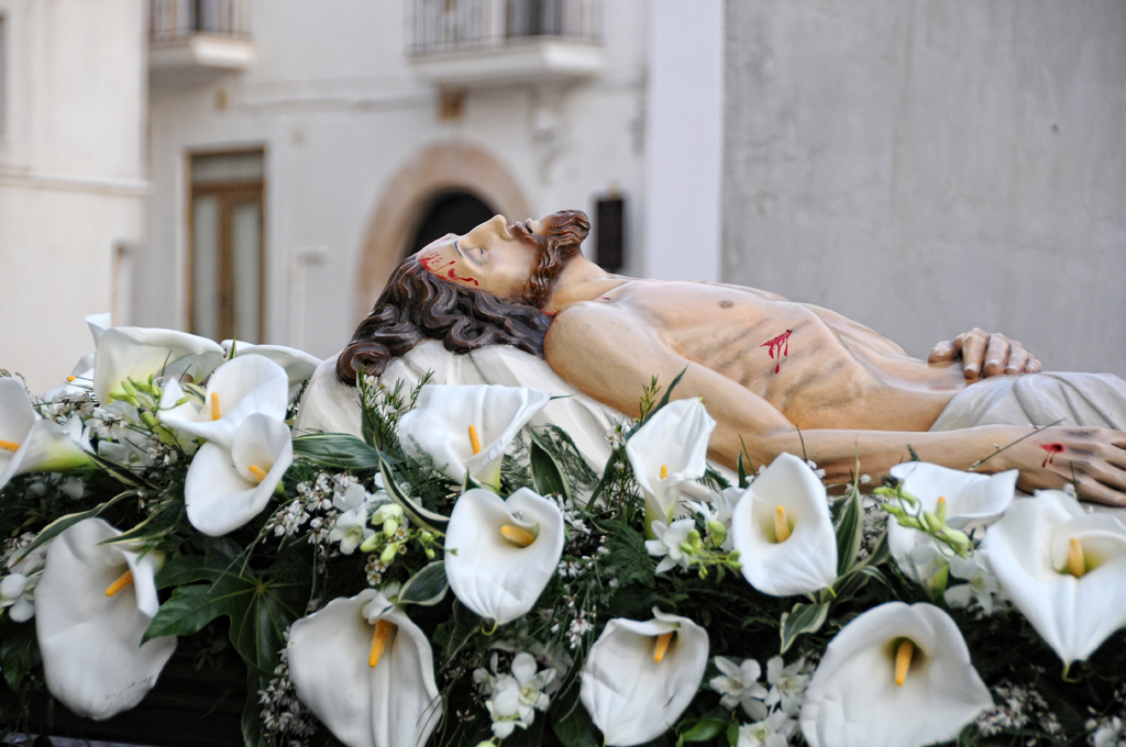 processione venerd santo monte sant'angelo