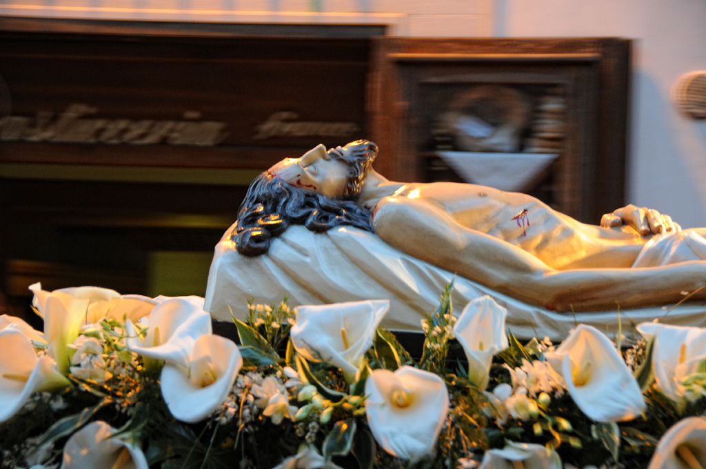 processione venerd santo monte sant'angelo