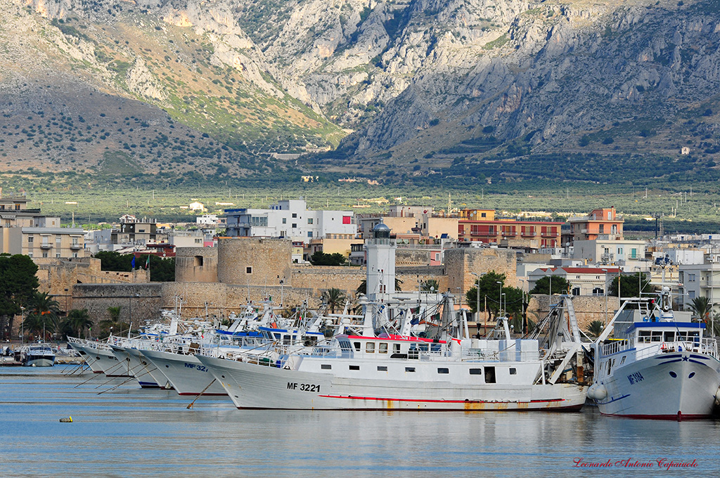 Manfredonia: Stop al Pesce fresco