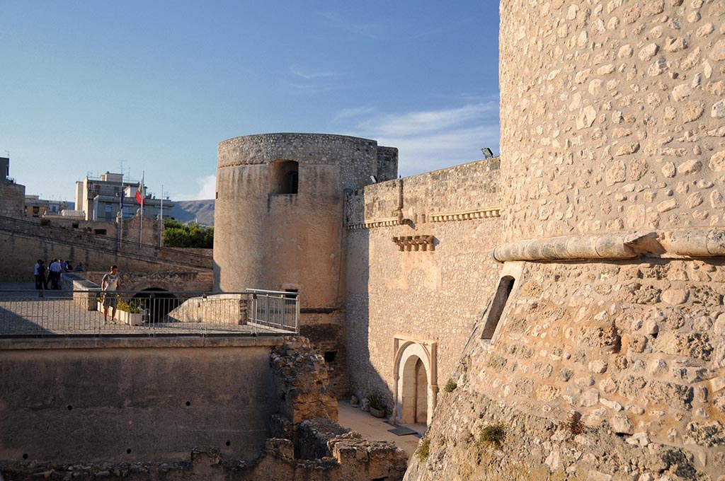 castello manfredonia