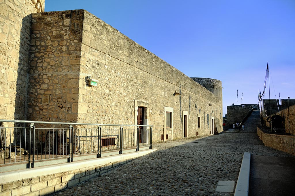 castello di manfredonia