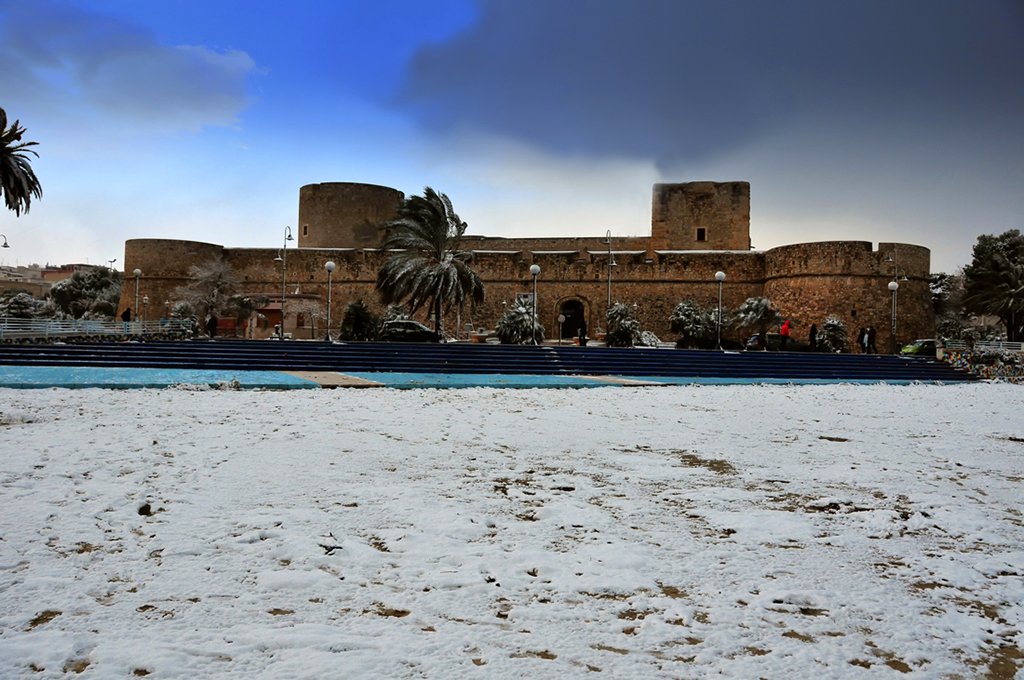 spiaggia castello