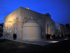 Basilica Siponto e Opera di Edoardo Tresoldi. Foto 013