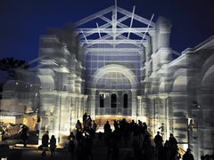 Basilica Siponto e Opera di Edoardo Tresoldi. Foto 021