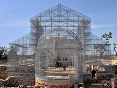 Basilica Siponto e Opera di Edoardo Tresoldi. Foto 007