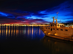 Tramonto di fuoco porto Manfredonia. Foto 028