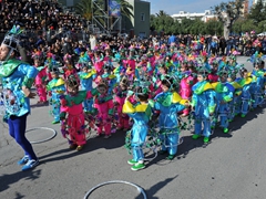 Parata carri allegorici, gruppi mascherati e meraviglie 2015. Foto 014