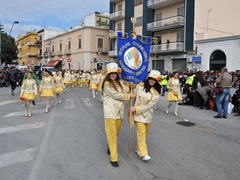 Parata carri allegorici, gruppi mascherati e meraviglie 2015. Foto 059