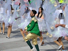 Parata carri allegorici, gruppi mascherati e meraviglie 2015. Foto 148