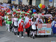 Parata carri allegorici, gruppi mascherati e meraviglie 2015. Foto 170