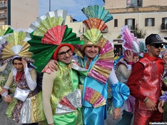 Parata carri allegorici, gruppi mascherati e meraviglie 2015. Foto 193