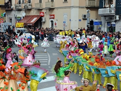 Sfilata Carri allegorici, Gruppi e Meraviglie 2016. Foto 063