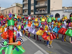 Sfilata Carri allegorici, Gruppi e Meraviglie 2016. Foto 075