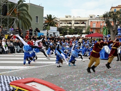 Sfilata Carri allegorici, Gruppi e Meraviglie 2016. Foto 105