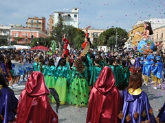 Sfilata Carri allegorici, Gruppi e Meraviglie 2016. Foto 185
