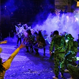 Carnevale di Manfredonia - Parata serale carri e Gruppi 2017. Foto 160