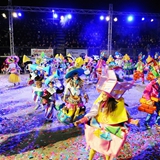 Carnevale di Manfredonia - Parata serale carri e Gruppi 2017. Foto 252