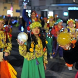 Sfilata della notte colorata. Foto 166