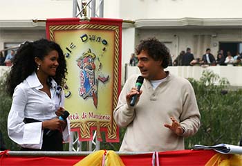 Denny Mendez e Massimo Giletti